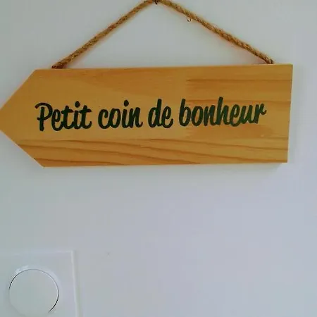 D Hôtes Avec 2 Petits Déjeuners Ou Сasa de vacaciones *